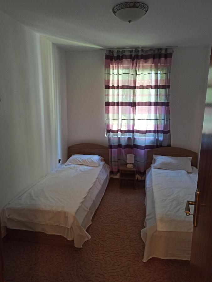Private Apartments Nevena Pamporovo Extérieur photo