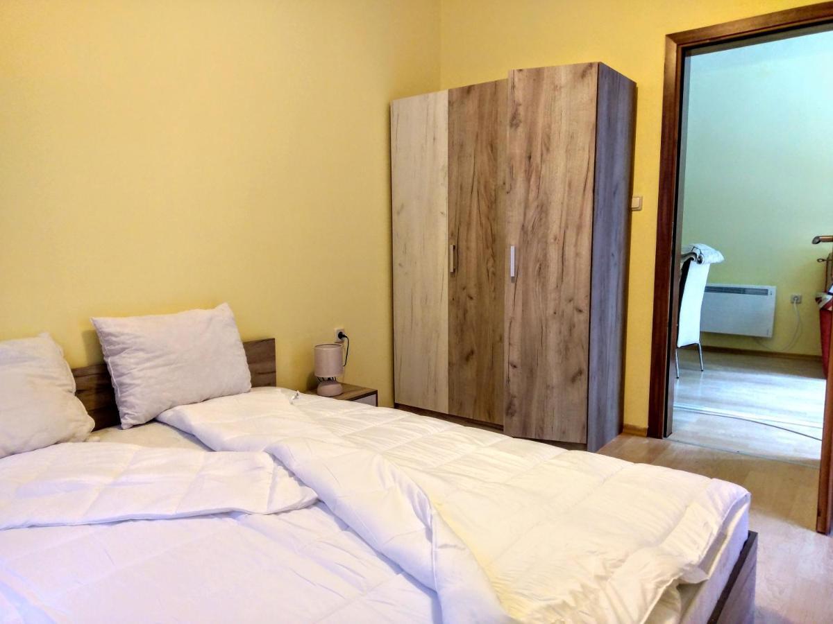 Private Apartments Nevena Pamporovo Extérieur photo